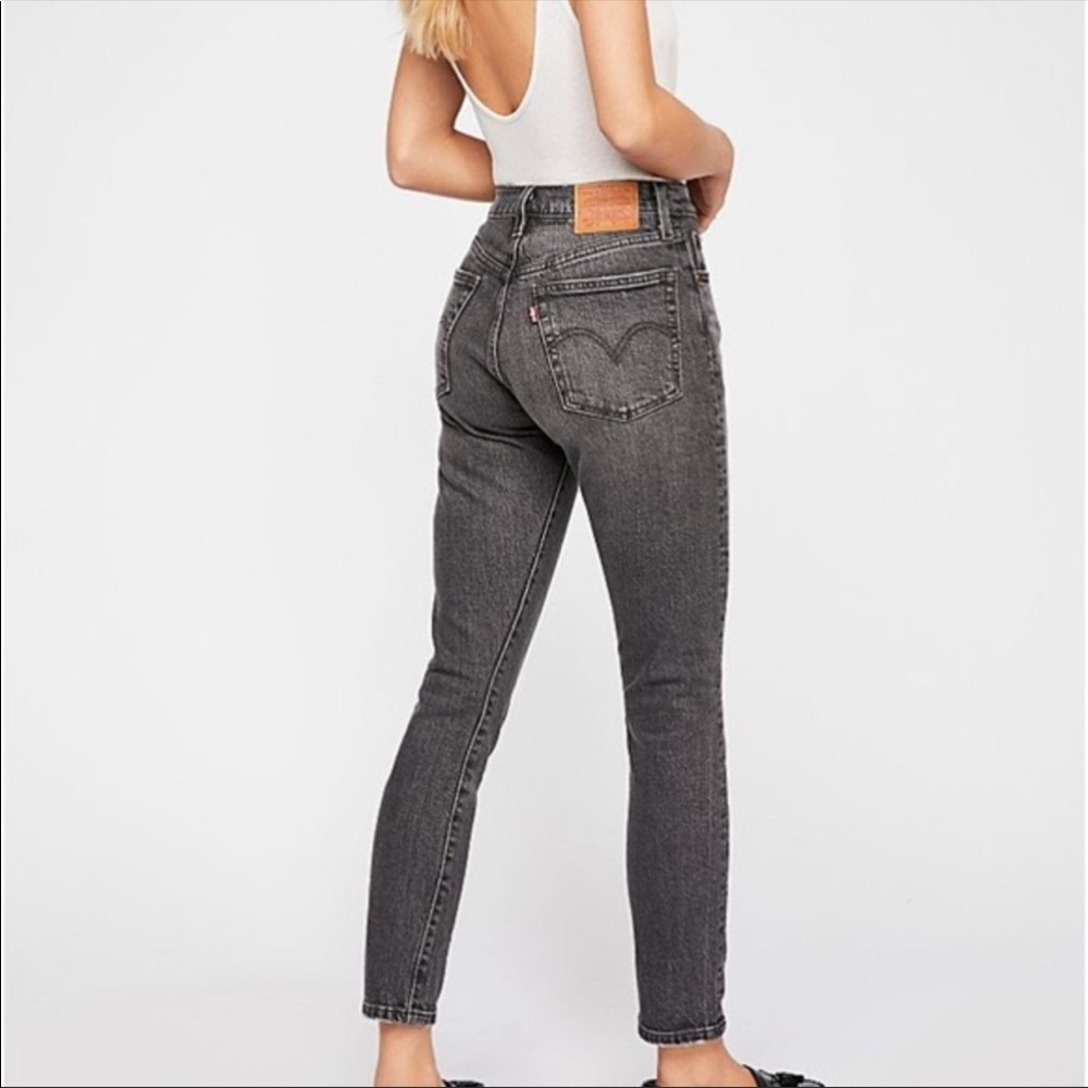 Levi’s 501 fly button high rise black jeans